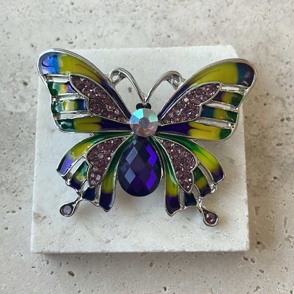 Purple and yellow crystal butterfly 🦋 brooch